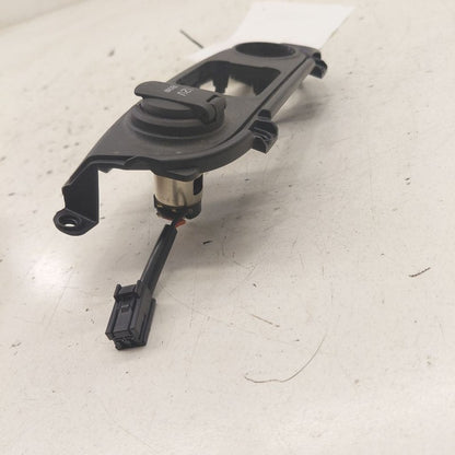 Kia Sorento 12V Power Port Socket  2018 2017 2016