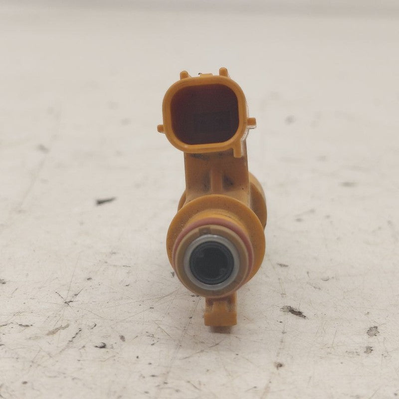 Upper Fuel Injection Injector Fits 18-21 Lexus NX300