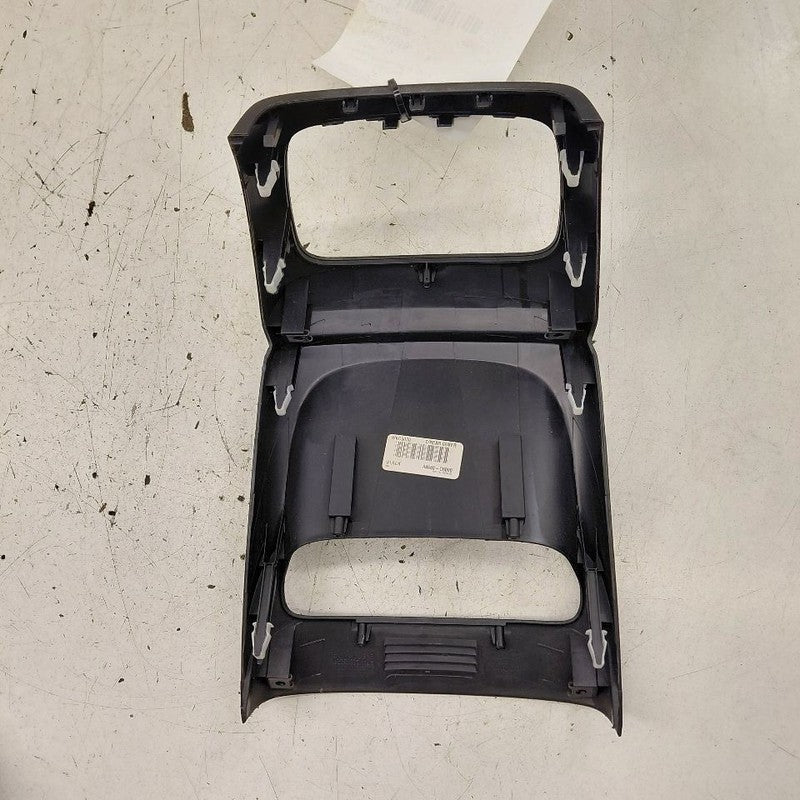 Kia Sorento Center Console Rear End Cap Trim Cover  2018 2017 2016