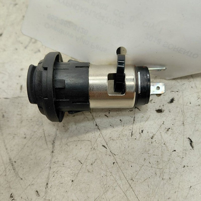 Kia Sorento 12V Power Port Socket  2018 2017 2016