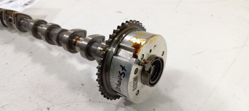 Kia Sorento Engine Cylinder Head Exhaust Camshaft 2017  OEM