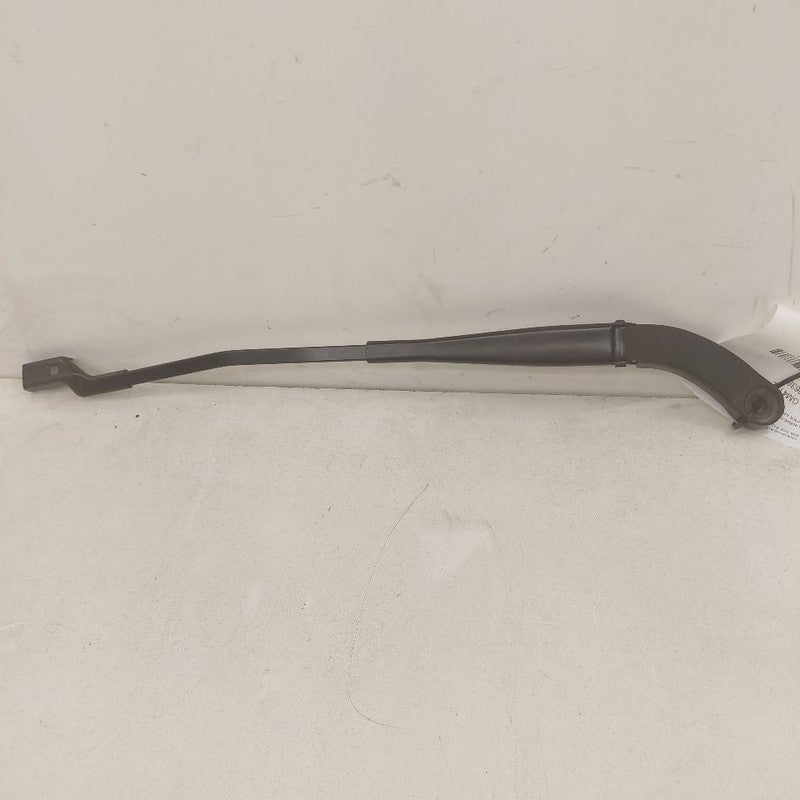 Buick Encore GX Windshield Wiper Arm Left Driver  2022 2023 2024 2025