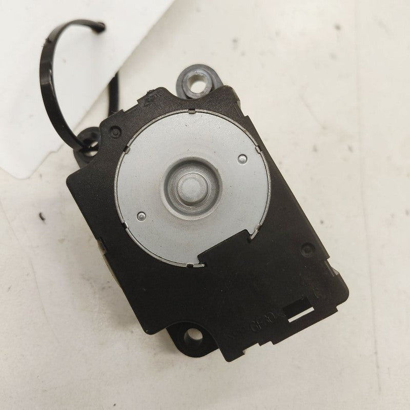 Cadillac XTS Flap Door Motor Heater AC Door Actuator      2016 2017 20