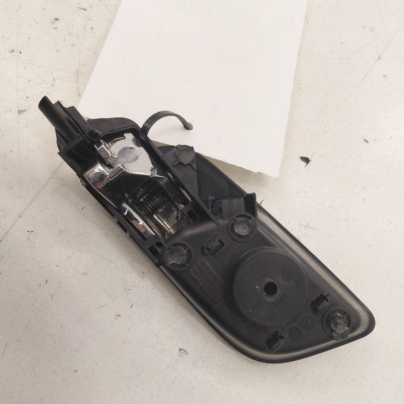 Chevy Trax Door Handle Right Passenger Rear Interior Inside  2022 2021