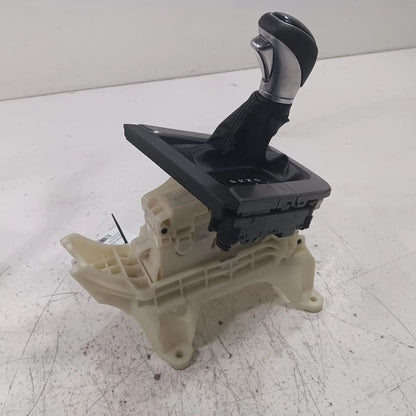 Hyundai Elantra Transmission Gear Shifter  2017 2018 2019 2020