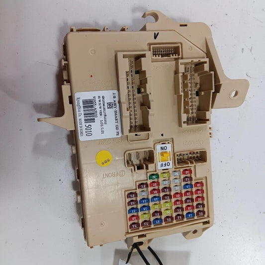 Hyundai Elantra Cabin Fuse Box Interior Inner Under Dash  2017 2016 2015 2014 
