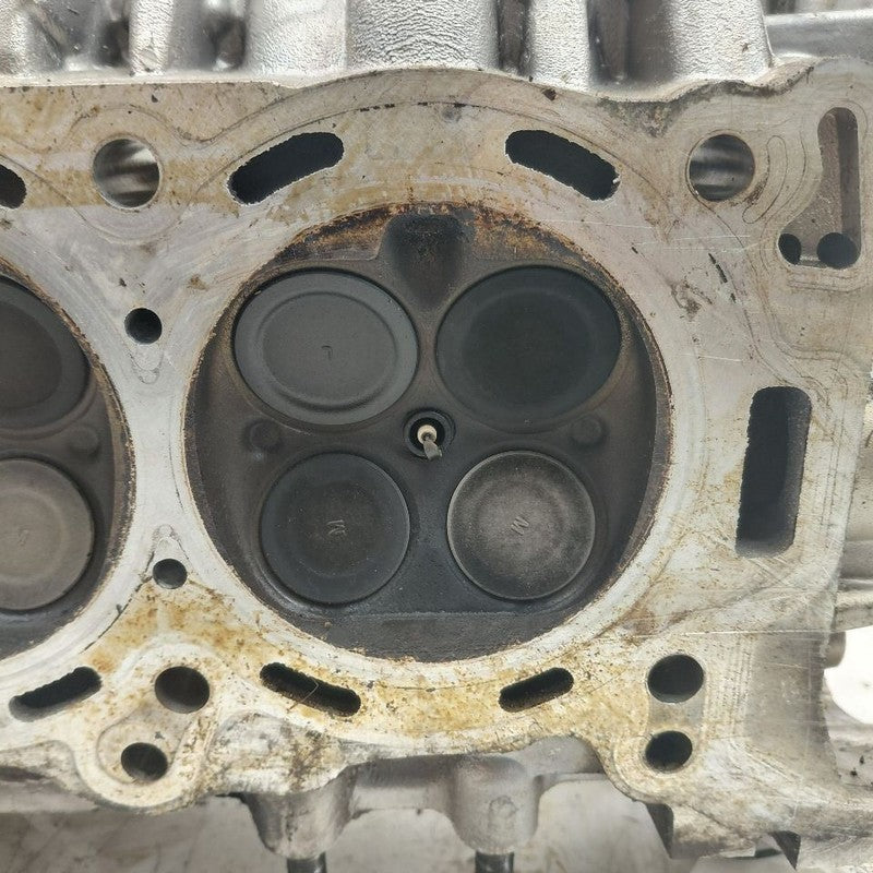 Driver Front Engine Cylinder Head 3.3L Fits 14-18 Kia Sorento