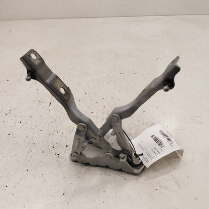 Kia Sorento Hood Hinge Set Left and Right  2018 2017 2016