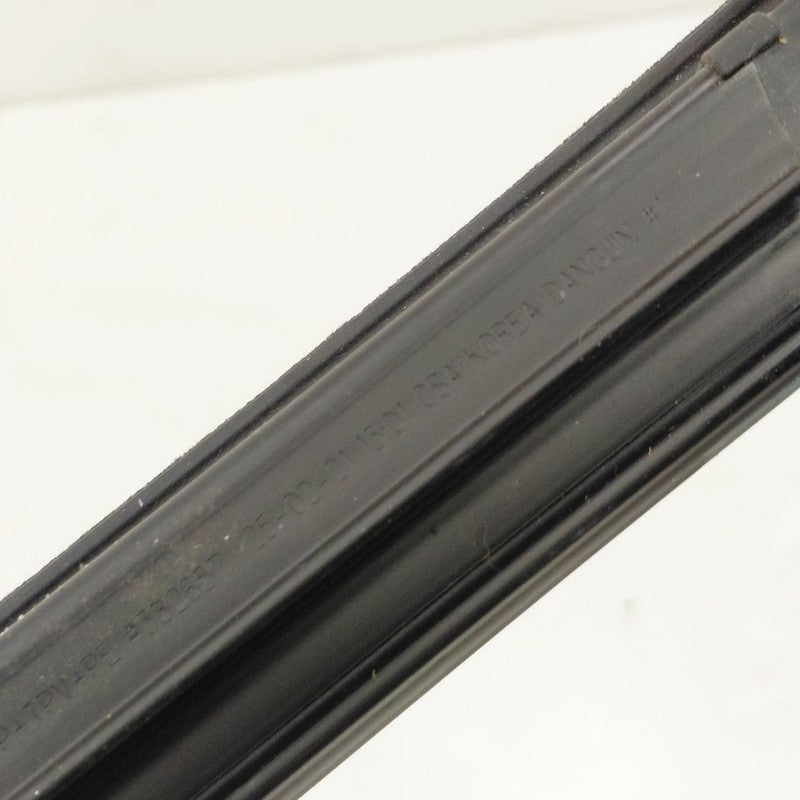 Buick Encore GX Right Front Weather Strip Interior  2020 2021 2022 202