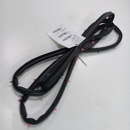 2025 GMC Acadia On Door Seal Rubber Right Passenger Front 