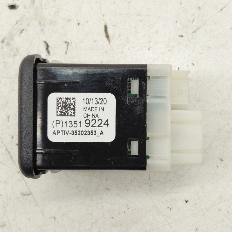 Chevy Trax USB Plug In Hub Port  2022 2021