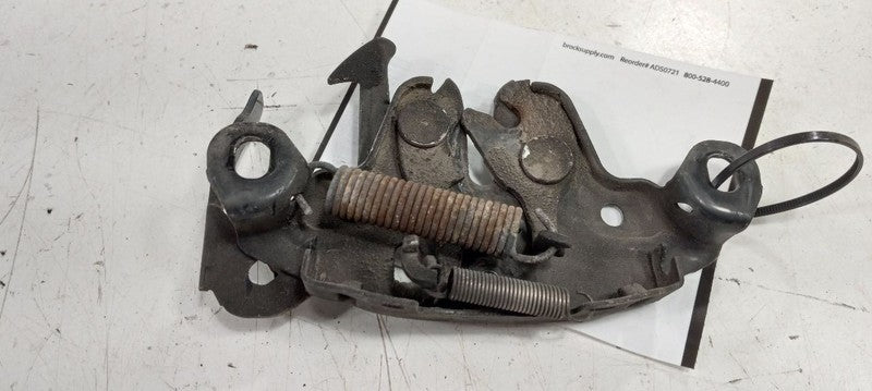 Nissan Versa Hood Latch 2007 2008 2009 2010 2011 OEM
