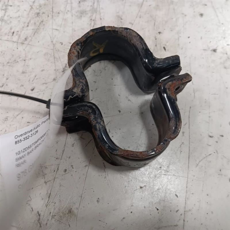 Chevy Malibu Sway Bar Bushing Mounting Bracket  2019 2020 2021 2022 2023 2024