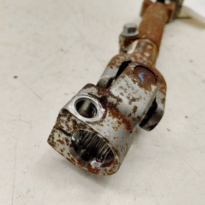 Chevy Trailblazer Lower Steering Column Shaft Knuckle U Joint  2023 20