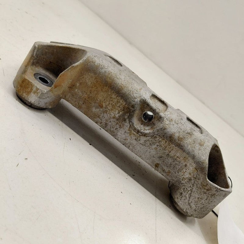 Chevy Trailblazer Passenger Right Side Engine Bracket  1.3 2023 2022 2