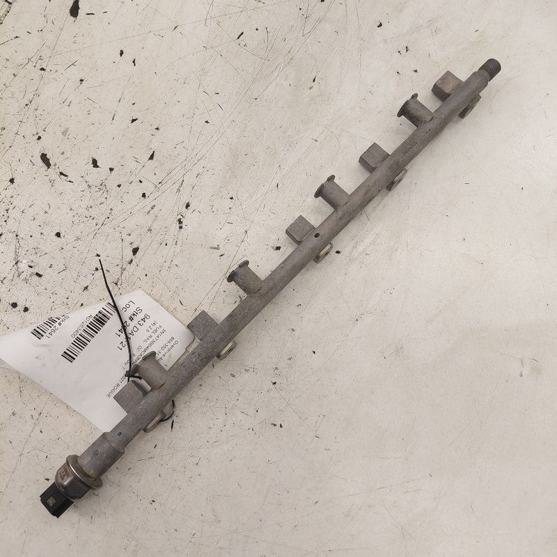 Nissan Rogue Fuel Rail Injection Injector Mount Bar  2.5 2021 2022 202