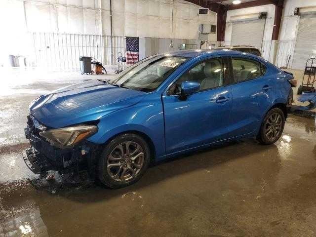 Driver Left Rear Door Glass Window Fits 16-20 Toyota Yaris