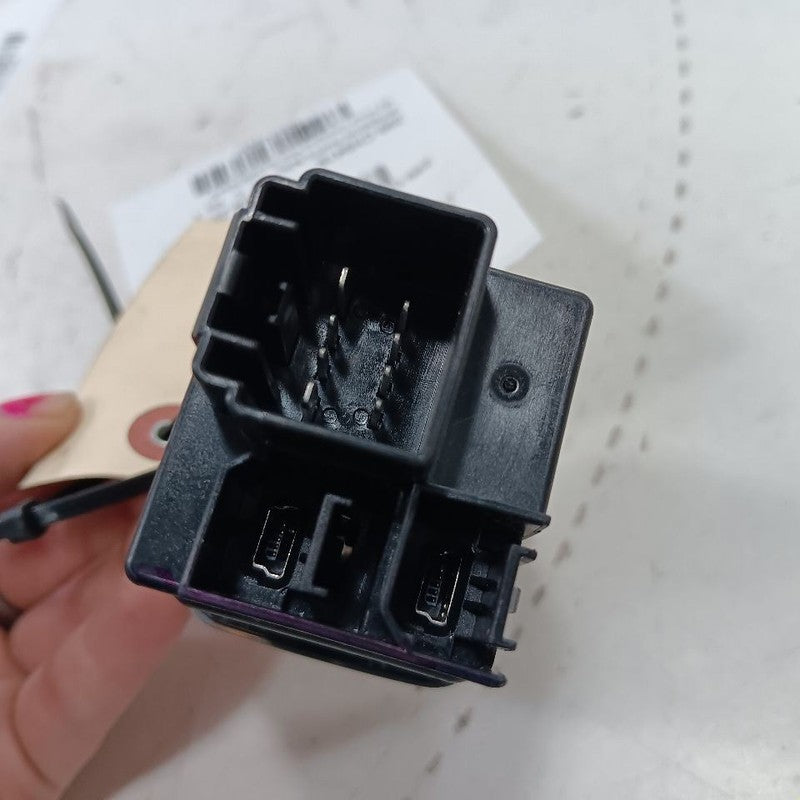 Jeep Compass Front Charging Port 5XG28DX9AC 2017 2018 2019 2020 2021 2022 2023