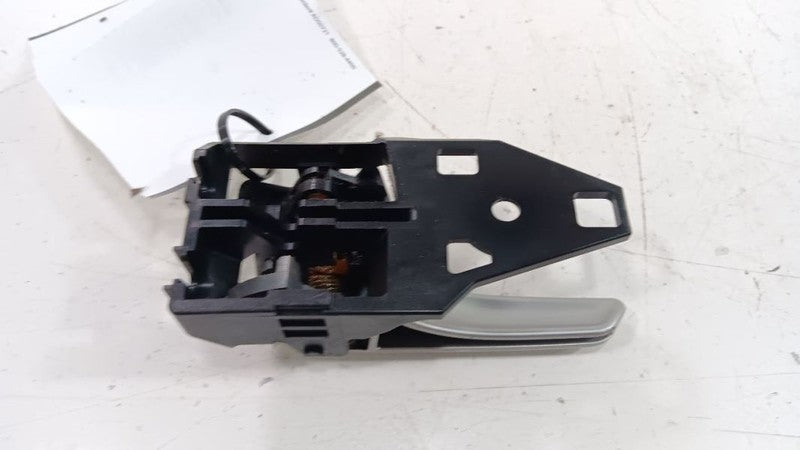 Toyota Prius Door Handle Right Passenger Front Interior Inside 2015 20