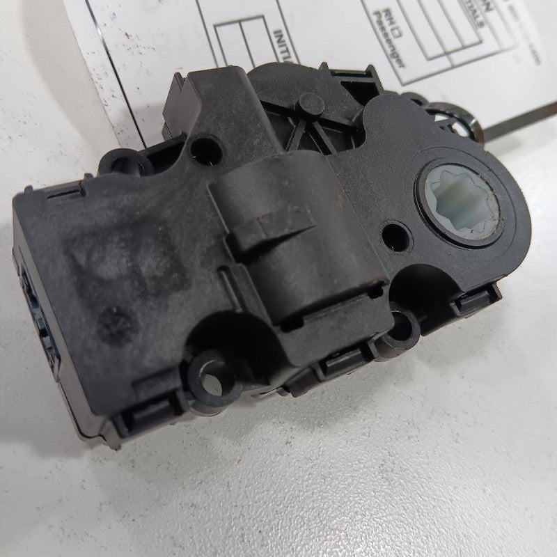 2025 GMC Acadia Flap Door Motor Heater AC Door Actuator  OEM