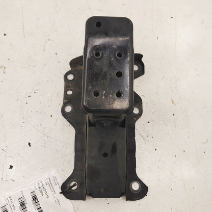 Honda CR-V Bumper Mount Bracket Left Driver Side Front  2017 2018 2019