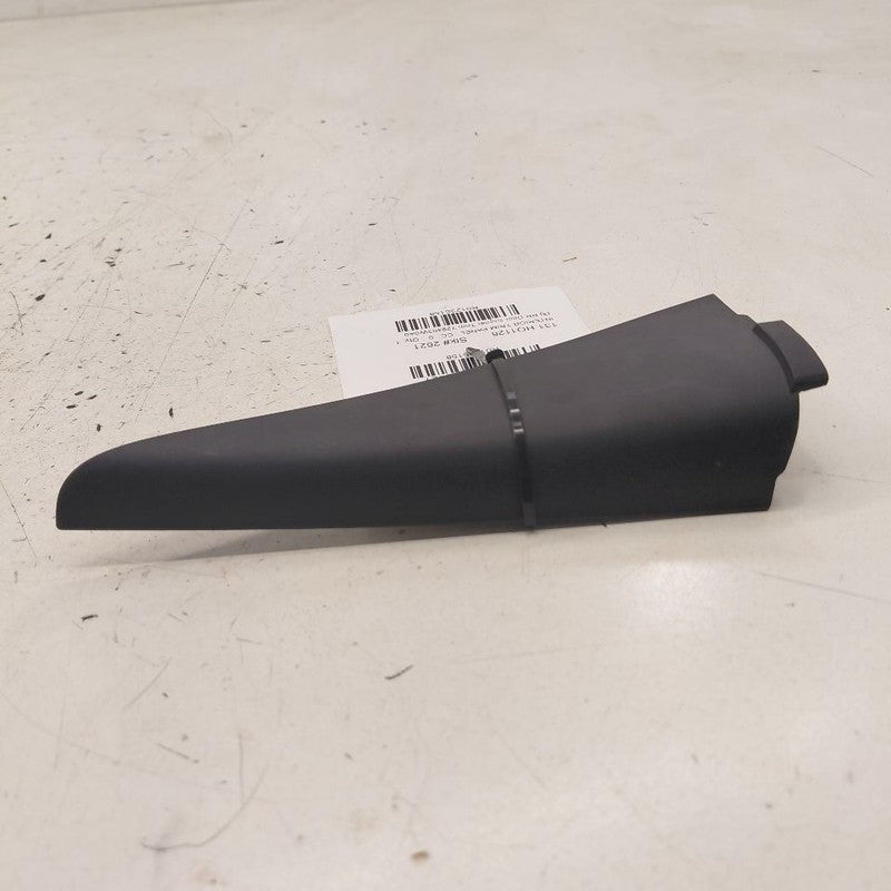 Honda HR-V Passenger Right Rear Door Corner Trim {729403W0A0} 2026 202