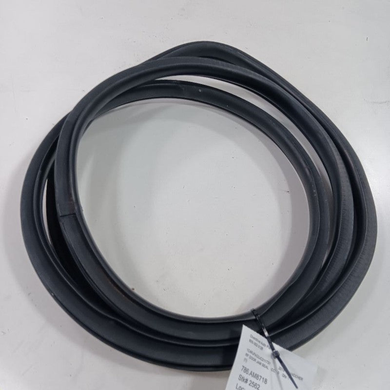 Grand Cherokee On Body Door Jamb Seal Front Right Passenger  2017 2018 2019 2020