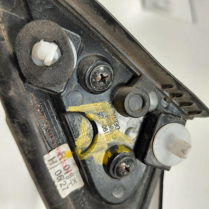 Kia Sorento Passenger Right Front Fender Corner Trim {86190C5000} 2018 2017 2016