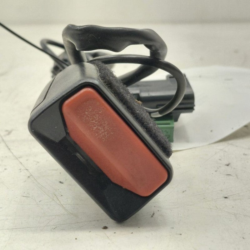 Passenger Right Front Seat Belt Buckle Latch Fits 15-18 Volvo V60