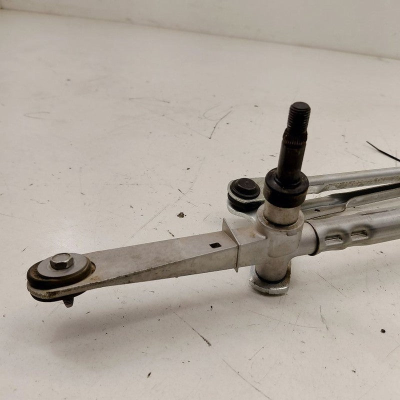 Windshield Wiper Transmission Linkage Fits 21-25 Chevy Trailblazer