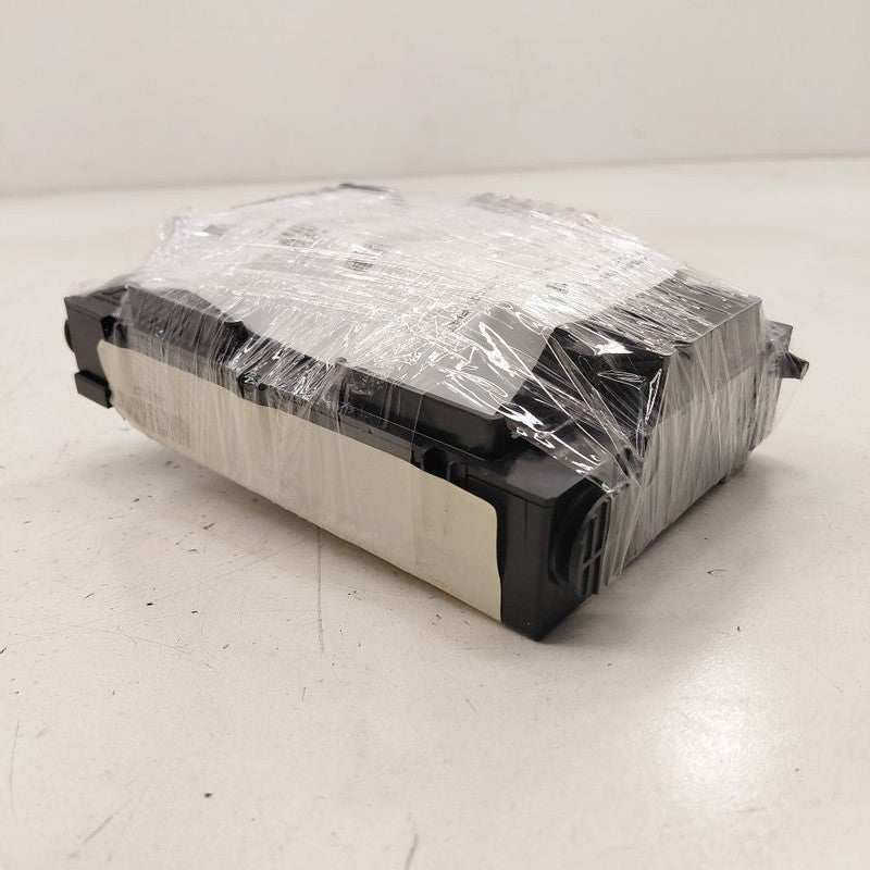Fiat 500 X Model   Cabin Fuse Box Interior Inner Under Dash  2016 2017