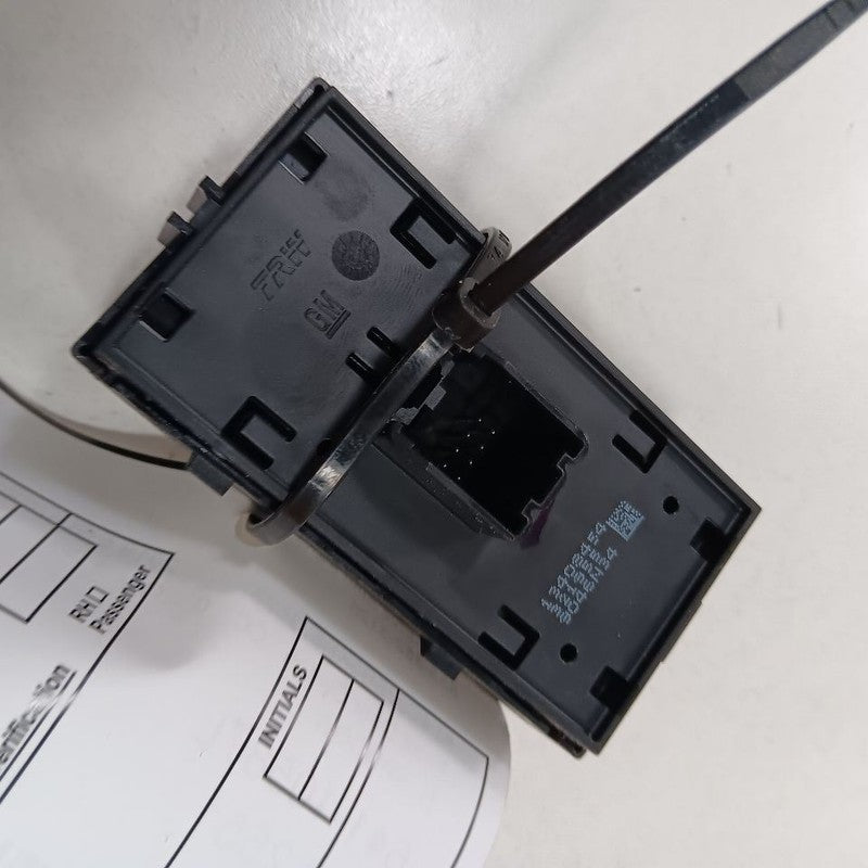 Driver Front Door Master Window Switch Fits 17-20 Buick Encore