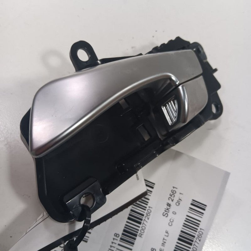 Kia Sorento Door Handle Left Driver Front Interior Inside  2018 2017 2016