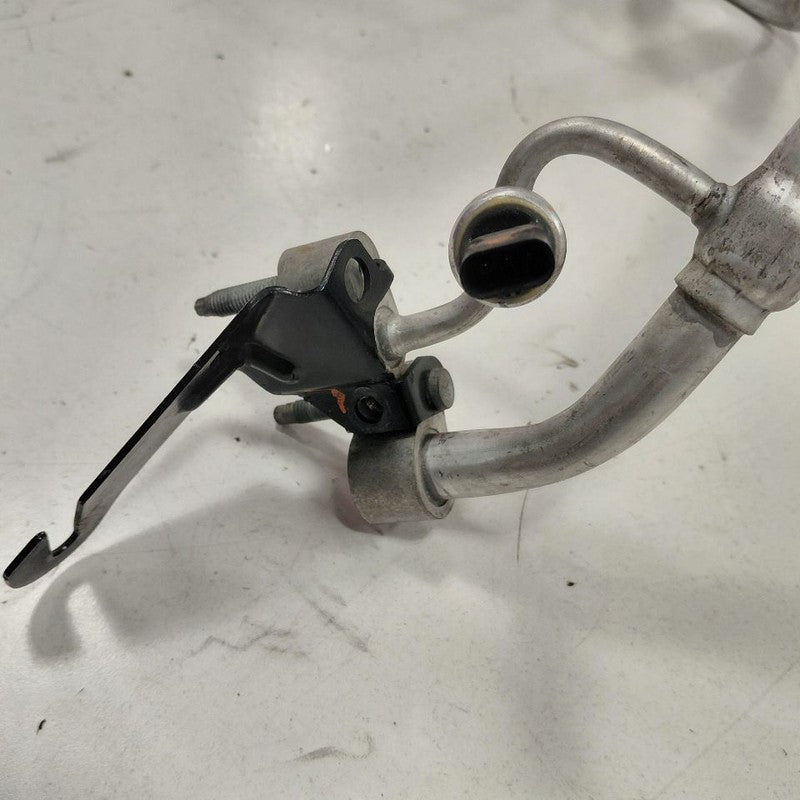 Chrysler 300 AC Hose Line  2017 2018 2019 OEM