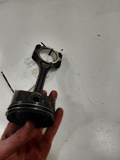 Kia Soul Single Piston With Connecting Rod   1.5 2017 2018 2019 OEM