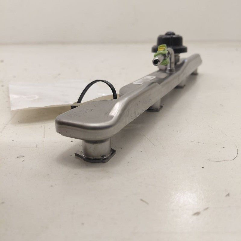 Honda HR-V Fuel Rail Injection Injector Mount Bar  2.0 2026 2025 2024 