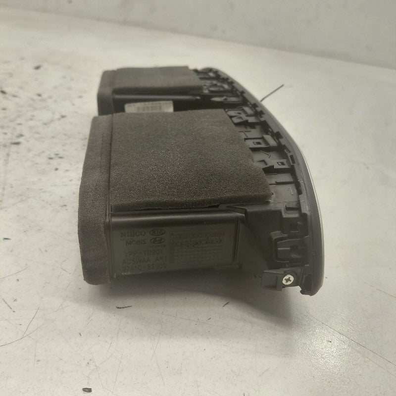 Hyundai Santa Fe Dash Air Vent Center Middle  2019 2020