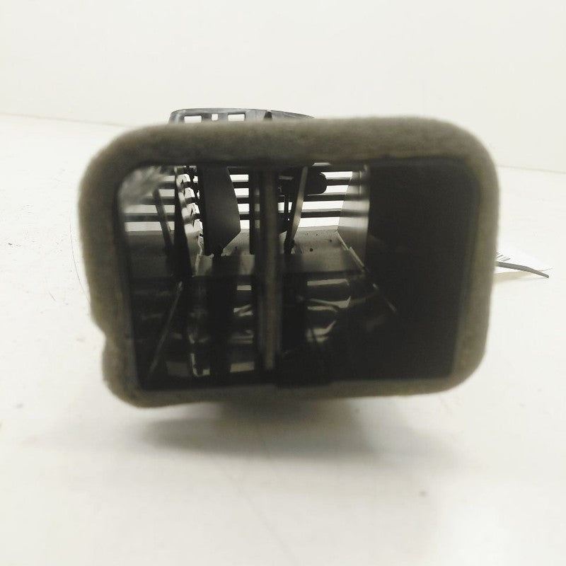 Chrysler 300 Dash Air Vent Right Passenger  2017 2018 2019