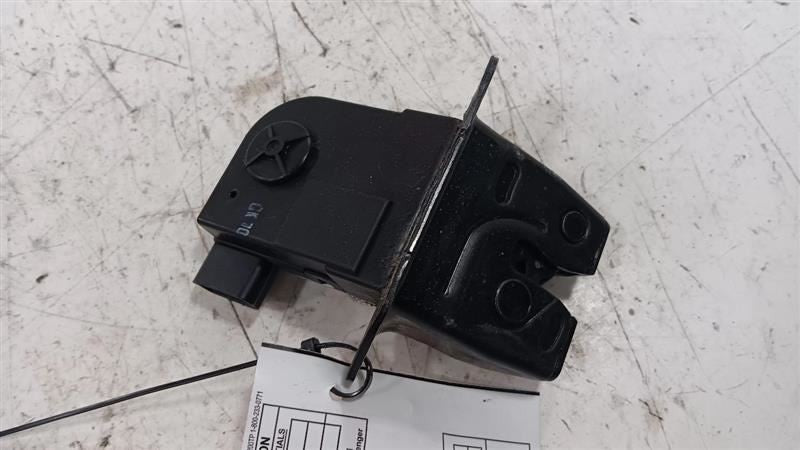 Hyundai Veloster Trunk Latch  2012 2013 2014 2015  OEM