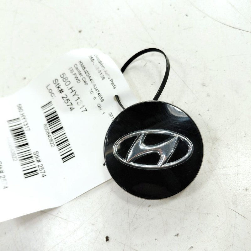 Hyundai Tucson Wheel Rim Center Cap  2016 2017 2018 OEM