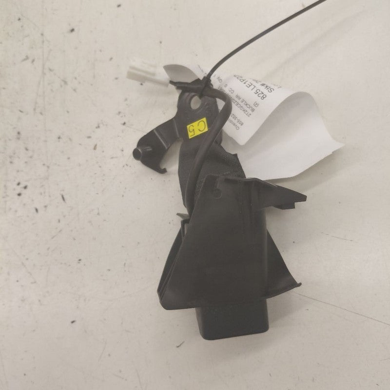Lexus NX350 Seat Belt Buckle Latch Right Passenger Rear Back 2022 2023