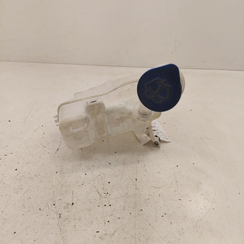 Windshield Washer Fluid Reservoir Without Fluid Level Sensor Fits 14-2