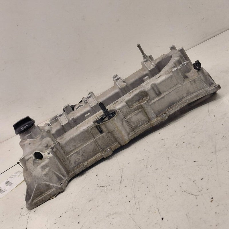 Chevy Volt Engine Cylinder Head Valve Cover  1.5 2019 2018 2017 2016