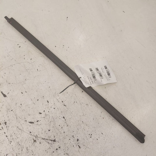 Hyundai Santa Fe Left Rear Weather Strip Interior  2019 2020