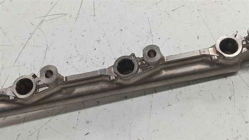 Lexus LS460 Passenger Right Fuel Rail Injector Mount Bar  2007 2008 20