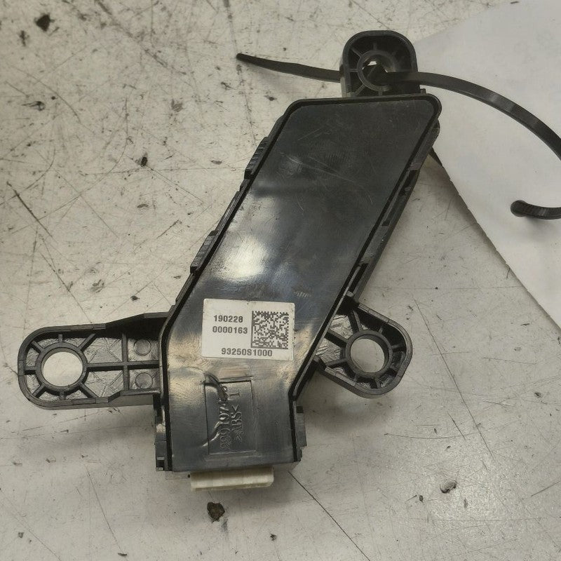 Driver Front Door Memory Switch Fits 19-23 Hyundai Santa Fe