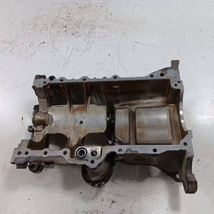 1211121070 Upper Engine Oil Pan Prius C VIN B3 7th And 8th Digit Upper Fits 12-19 Prius