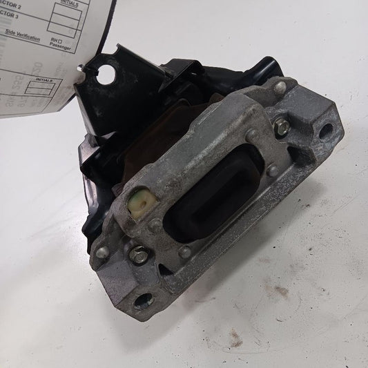 Outlander Sport Engine Motor Mount Right Passenger 2.4 2020 2021 2022 2023