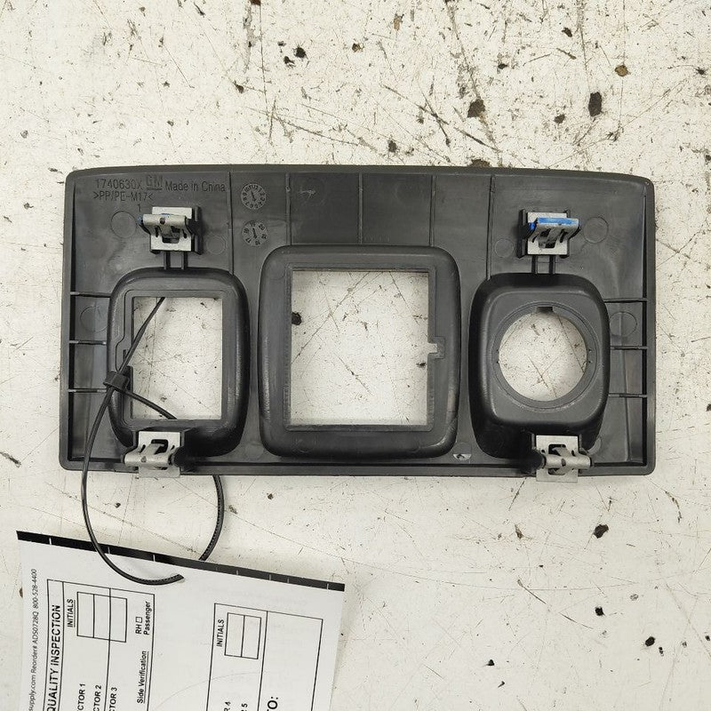Cadillac CT6 Rear Console Power Outlet Trim Bezel {1740630X} 2018 2017