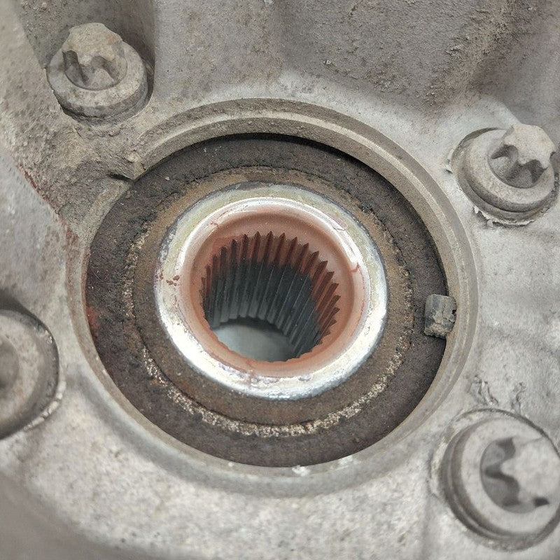Passenger Right Rear Knuckle Stub Bearing Stndard Suspension 19-23 Jee